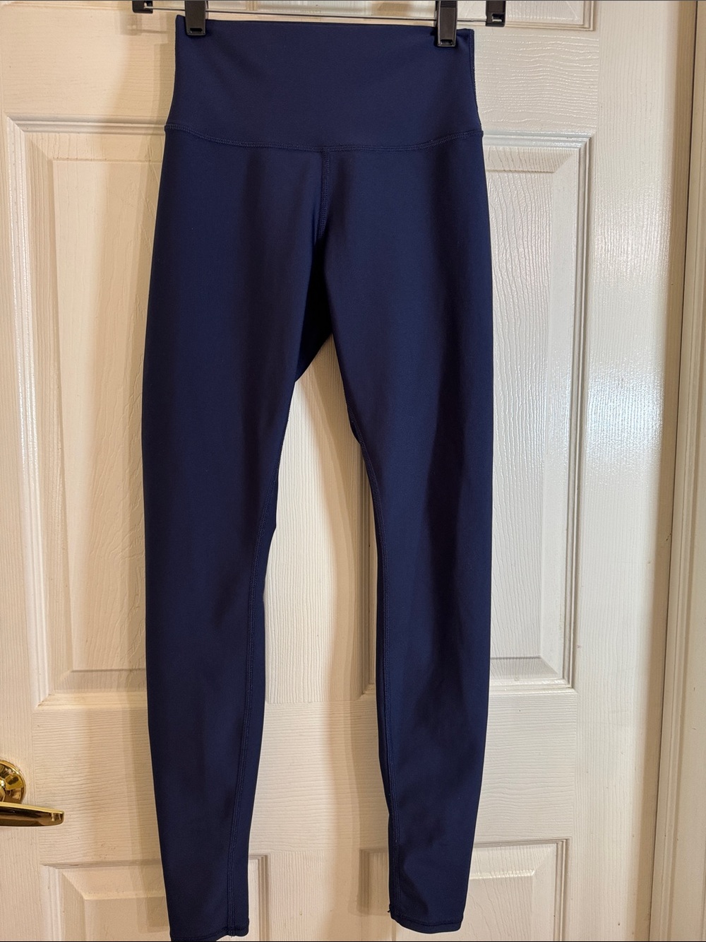 ALO Yoga Deep Navy Leggings with White Logo Sz Small